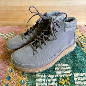 NWT Birkenstock Honnef High Oiled Nubuck Leather Water Repellent Ankle Boot sz 9